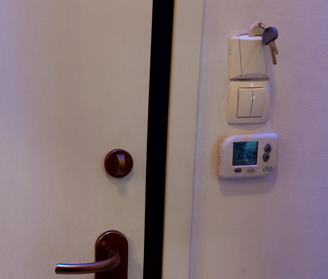 Athens Riviera Apt With Seaview, 15' To Acropolis Екстериор снимка